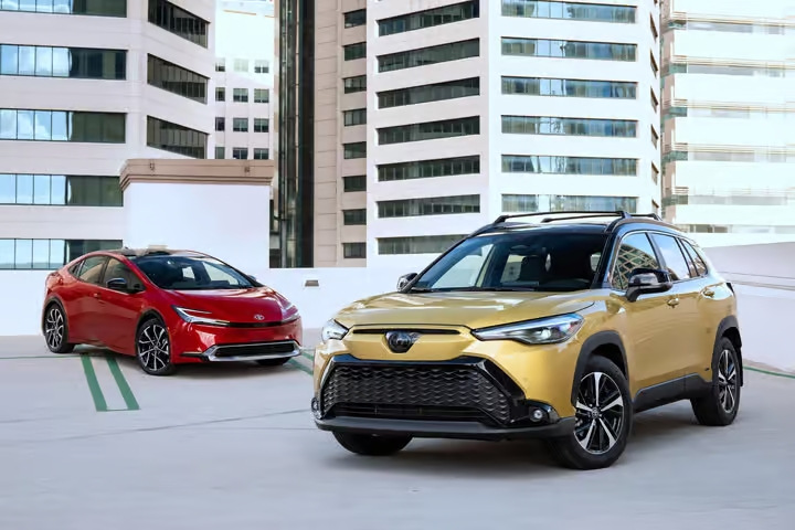 Hybride of elektrische auto: wat kies je het best?
