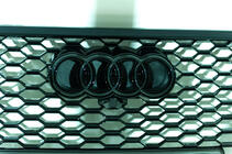 Audi Q7 2015–2026 RSQ7-style voorgrille (2015-2019, zwart) foto 7