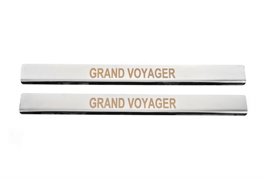 Chrysler Voyager 2008–2016 Carmos instaplijsten (2 st., RVS) Image