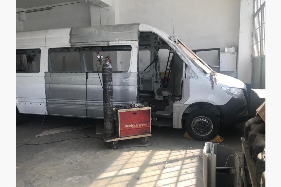 Mercedes Sprinter W906 2006–2018 Carrosserieverlengingsset Achterdeel Image