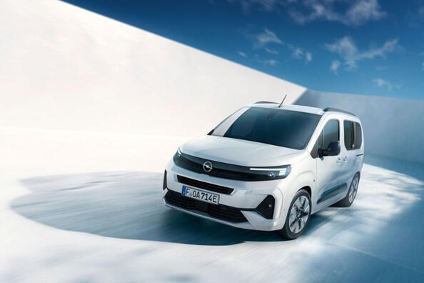 Review Opel Combo Electric: compacte en praktische elektrische minivan