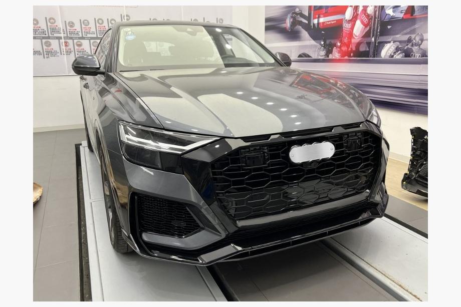 Audi Q8 2018– Voorbumper RS-Style (2018-2023) Image