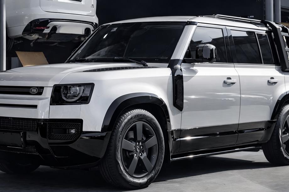 Land Rover Defender 2019– Set deurlijsten Foto 3