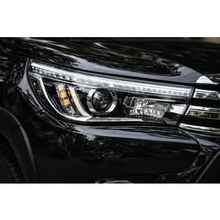 Voorkoplampen OEM V2 2015-2019 (voor xenonlamp of LED, 2 stuks) foto 1
