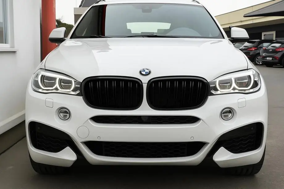 BMW X6 F16 2014–2019 Niergrilles M-Look (hoogglans zwart) Image