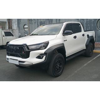 GR 2024 faceliftset (voor 2020+) Toyota Hilux 2015– foto 1