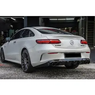 Achterdiffuser Black met uitlaatsierstukken Black (AMG53-design)