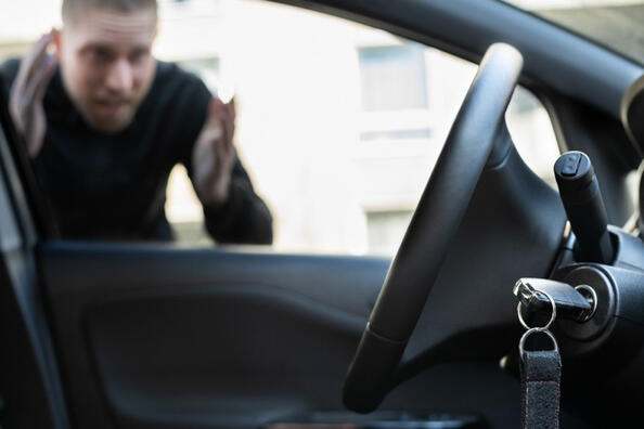 Auto openen met vergrendelde deuren: tips en adviezen