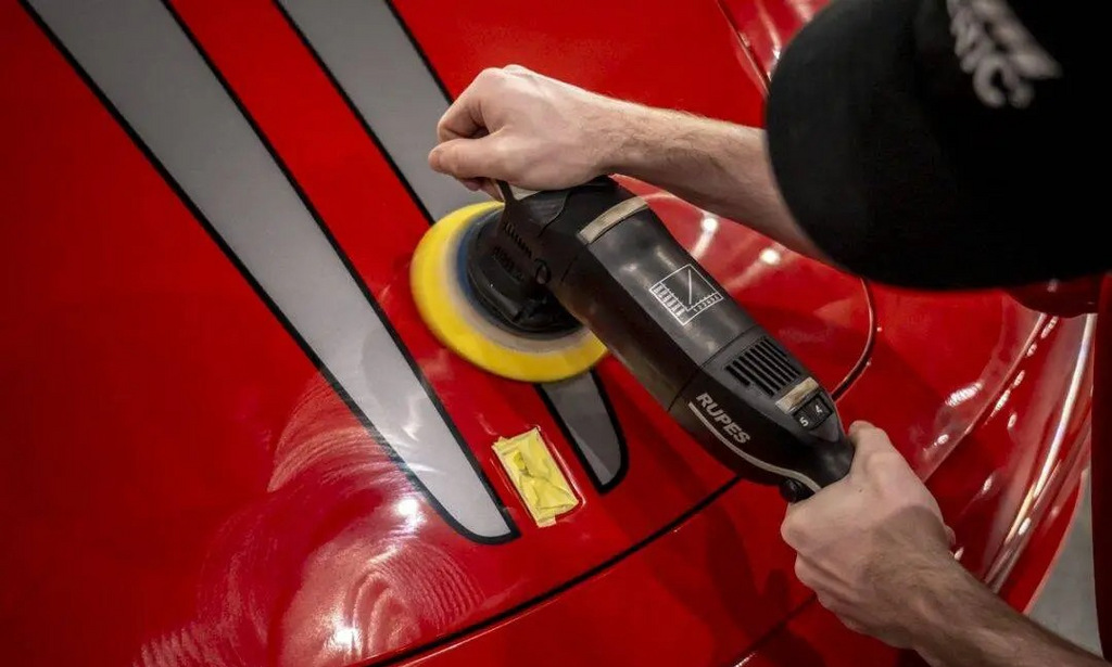 Waarom kan te vaak je auto polijsten schadelijk zijn?