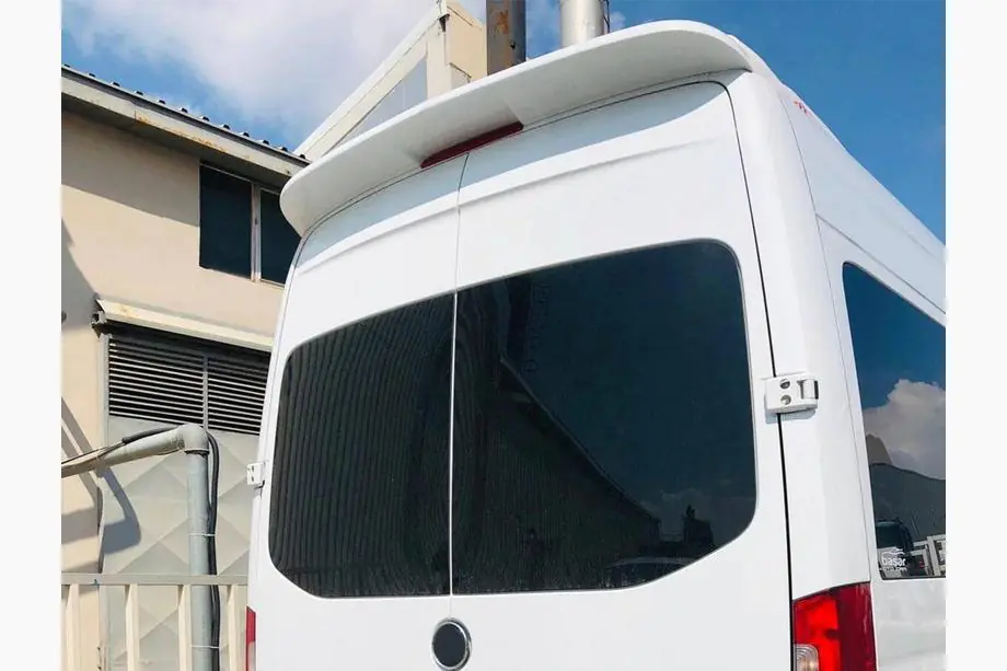 Mercedes Sprinter W907/W910 2018– Spoiler Anatomik (brede uitvoering, spuitklaar) Image