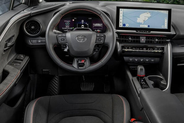 Review: de stijlvolle hybride crossover Toyota C-HR (2e generatie) Foto 6