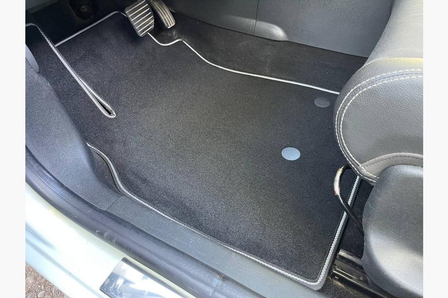 Renault Megane III 2009–2016 Textielen automatten Premium SW (zwart) Image