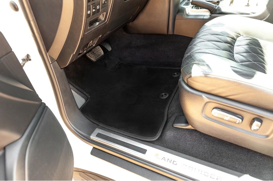 Toyota Land Cruiser 200 2007–2021 Premium textiel automatten V-2 (2012-2021, zwart) Foto 8