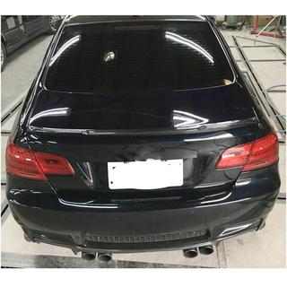 M4-Style V1 spoiler (voor E92, carbon) foto 4