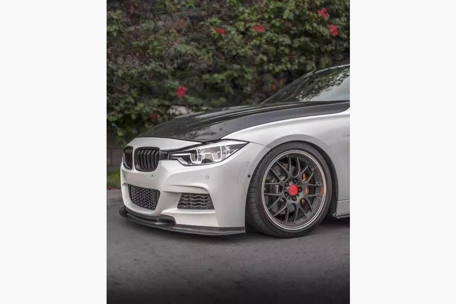 BMW 3 Serie F30/F31 2012–2019 Voorbumper lip Lip V-Style (voor F30 M-Sport, carbon) Foto 3
