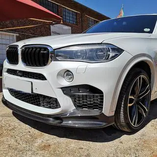 Frontbumper lip Lip V2 (voor F85, carbon) foto 1