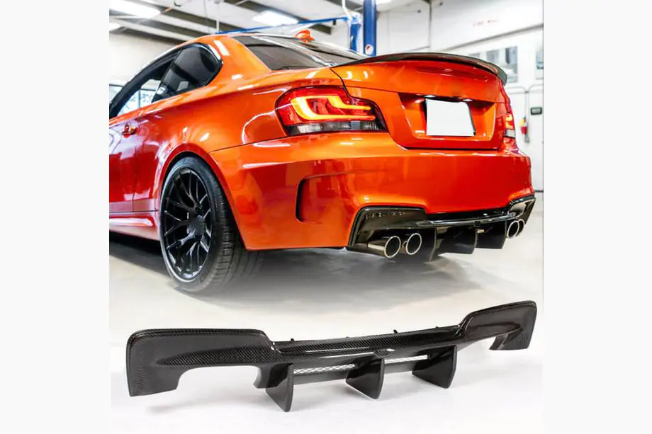 BMW 1 Serie E81/E82/E87/E88 2004–2011 Achterbumper diffuser (voor 1M E82, carbon) Image