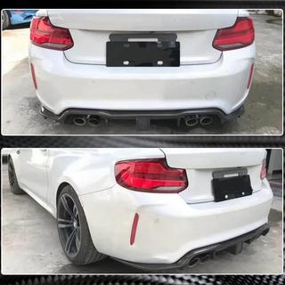 V7 achterbumper diffuser (voor F87 M2/M2C, carbon) foto 4