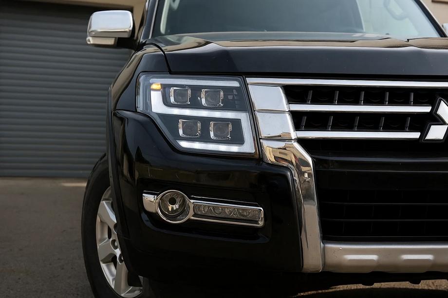 Mitsubishi Pajero Wagon IV 2006–2021 LED-koplampen (2 stuks) Image