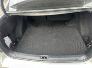 Toyota Avensis 2003–2009 Kofferbakmat (SD, zwart) foto 3