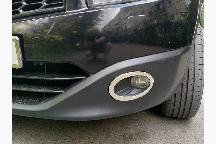 Nissan Qashqai 2010–2014 Mistlampomlijsting alleen buitenzijde (2 stuks, RVS) Foto 1