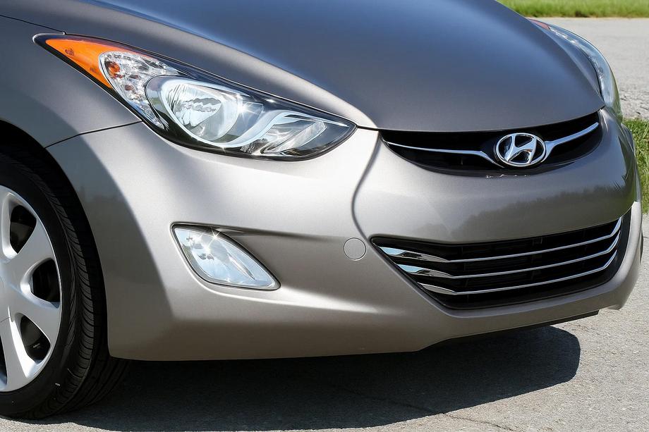Hyundai Elantra (MD/UD) 2011–2015 RVS grille sierlijsten (3-delig) Image