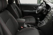 Kia Carens 1999–2012 Autostoelhoezen van eco-leer Brothers Premium (5 zitplaatsen, 2006-2012) foto 1