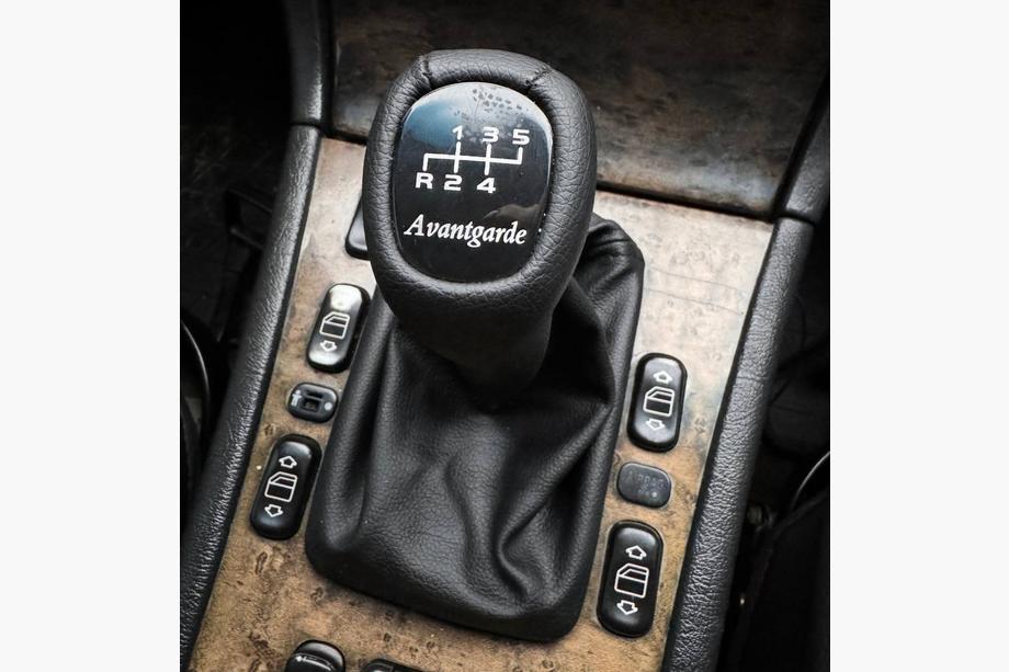 Mercedes E-class W210 1995–2002 Pookhoes en pookknop met frame (avantgarde) Foto 10
