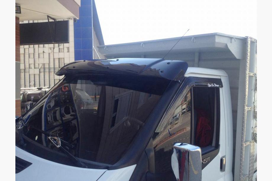 Ford Transit 2000–2014 Voorruitvizier (zwart hoogglans, 5 mm) Foto 15