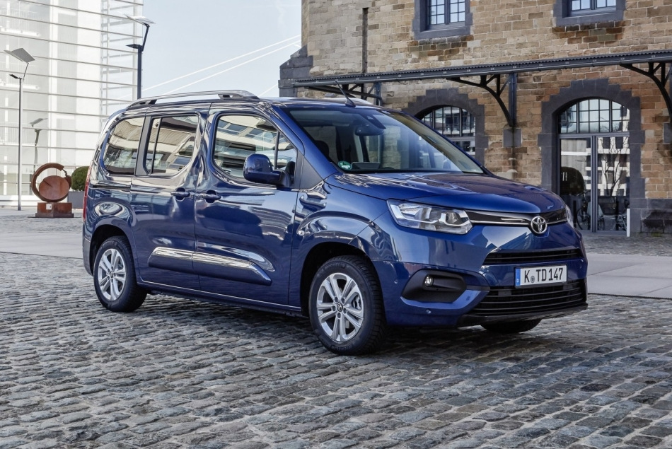 Review Toyota Proace City Verso: compacte minivan voor elke behoefte