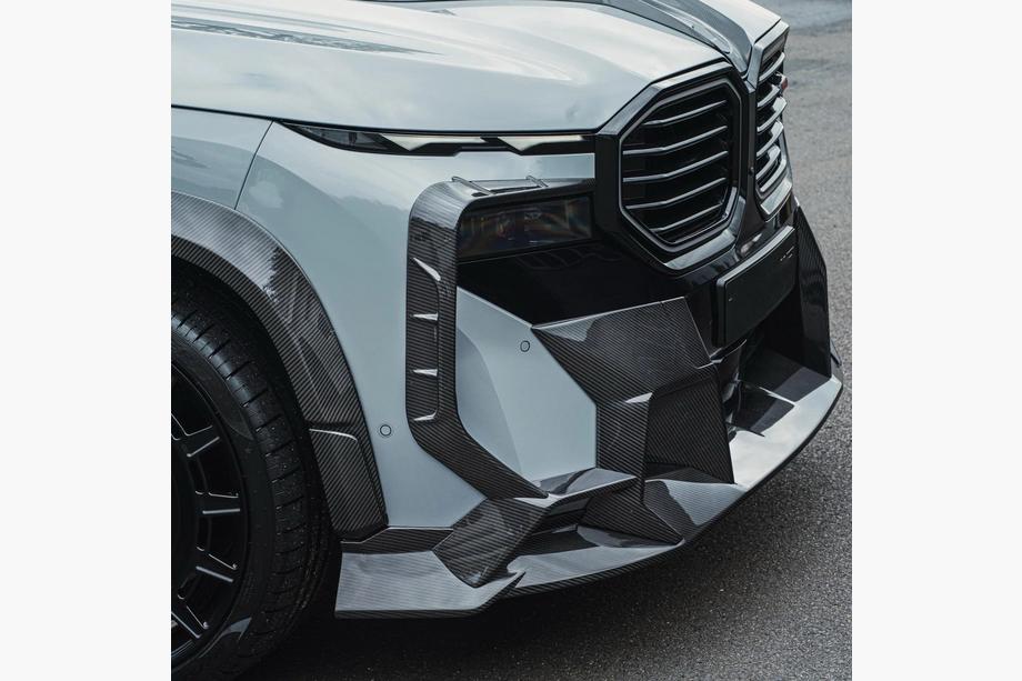 BMW XM G09 2022– MNSR Carbon V1 bodykit Image