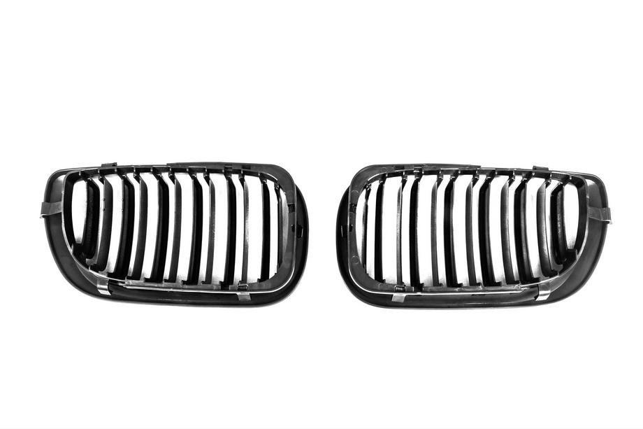 BMW 3 Serie E46 1998–2006 Nierroosters M-Look DPT (2001-2005, hoogglans zwart) Foto 6