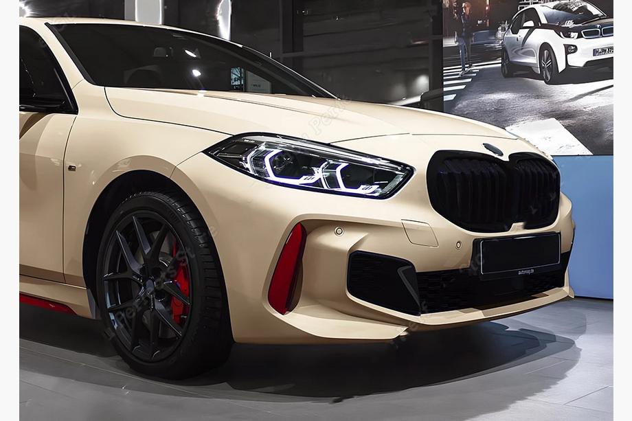 BMW 1 Serie F40 2019–2024 M-Look nierroosters (mat zwart) Image