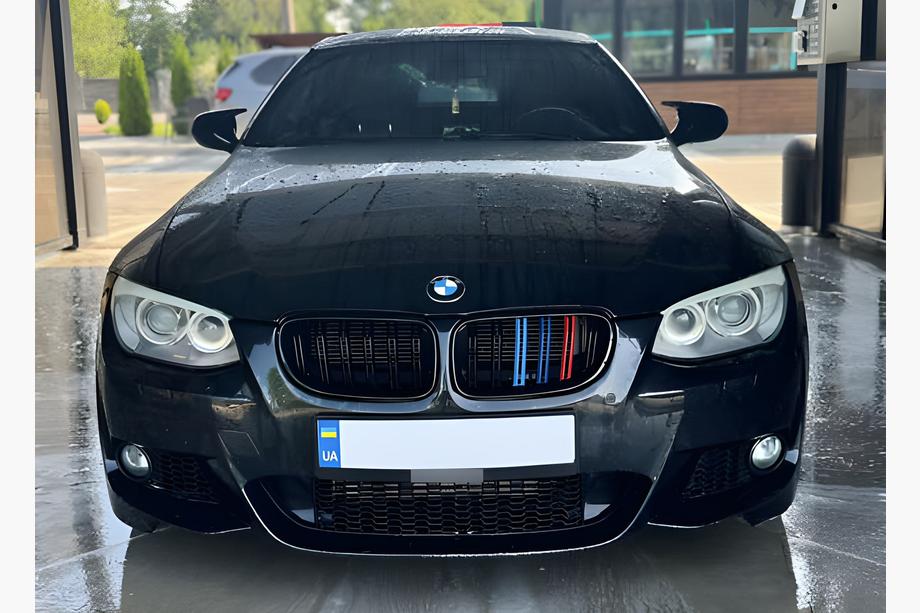 BMW 3-serie E92/E93 2006–2013 Niergrilles M-Look (voor 2005-2009, M-Color) Image