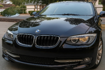 BMW 3-serie E92/E93 2006–2013 M-Look niergrilles (voor 2010-2013, glanzend zwart met chromen rand) foto 1