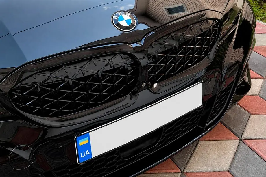 BMW 3 Serie G20/G21 2018– Niergrilles Diamond Black (2018-2022, zwarte omlijsting) Image