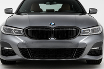 BMW 3 Serie G20/G21 2018– M-Look niergrilles (voor G28 2022+, glanzend zwart) foto 1