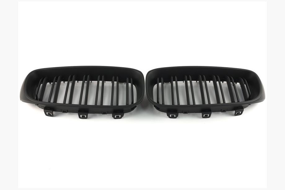 BMW 3-serie F34 2013–2020 M-Look nierroosters (mat zwart) Foto 4
