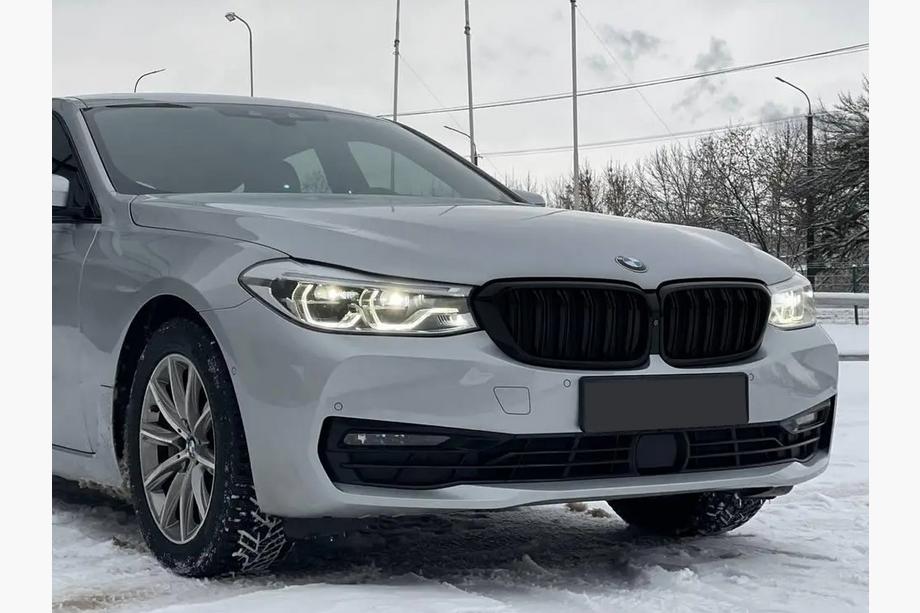 BMW 6-serie G32 2017– M-Look nierroosters (2017-2020, mat zwart) Image