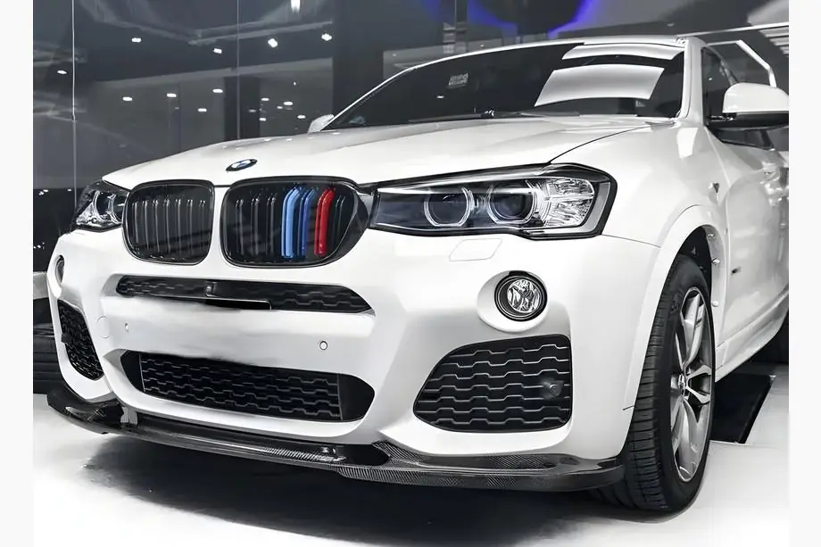 BMW X4 F26 2014–2018 M-Look nierengrilles (M-Color) Image