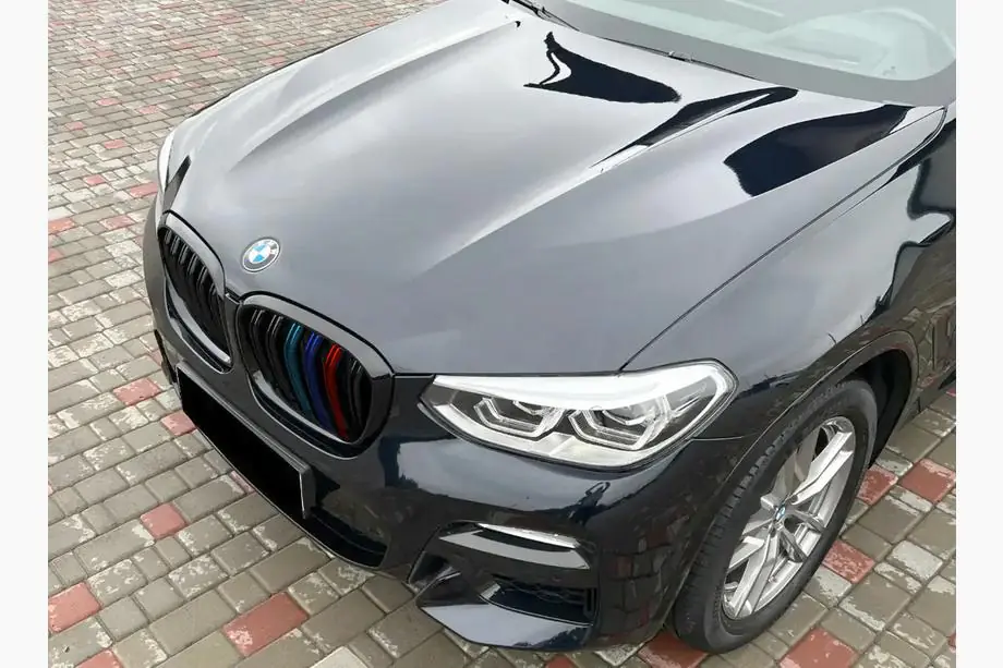 BMW X3 G01 2018– Niergrillen M-Look (2018-2021, M-Color) Image