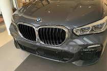BMW X5 G05 2019–2026 Niergrille 1 Bar (2019-2022, hoogglans zwart met chromen omlijsting) foto 1