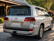 Toyota Land Cruiser 200 2007–2021 Achterdiffuser afdekking zonder chroom 2016-2021 (Executive 2019/2021, voor trekhaak) foto 2