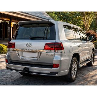 Achterdiffuser afdekking zonder chroom 2016-2021 (Executive 2019/2021, voor trekhaak) Toyota Land Cruiser 200 2007–2021 foto 2