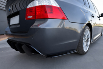 BMW 5 Serie E60/E61 2003–2010 Achterste FLAP opzetstukken DPT (glanzend zwart) foto 2