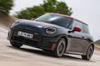 Review van de elektrische hatchback MINI John Cooper Works Electric foto 3