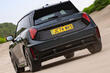 Review van de elektrische hatchback MINI John Cooper Works Electric foto 6