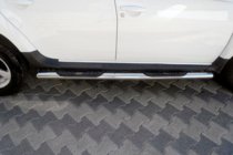 Dacia Duster 2008–2018 RVS zijbuizen met inlays (set 2 stuks) foto 1