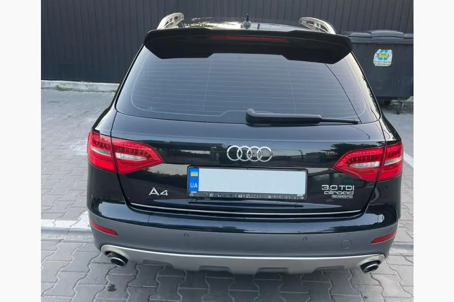 Audi A4 B8 2007–2015 Spoiler DPT V2 (Avant, hoogglans zwart) Image