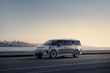 Review van de elektrische minivan Volvo EM90 foto 2